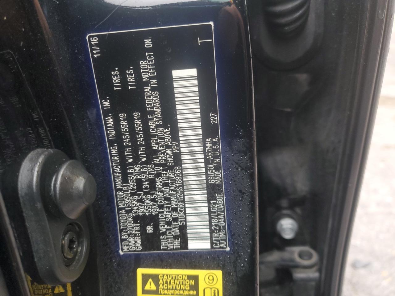 TOYOTA HIGHLANDER SE