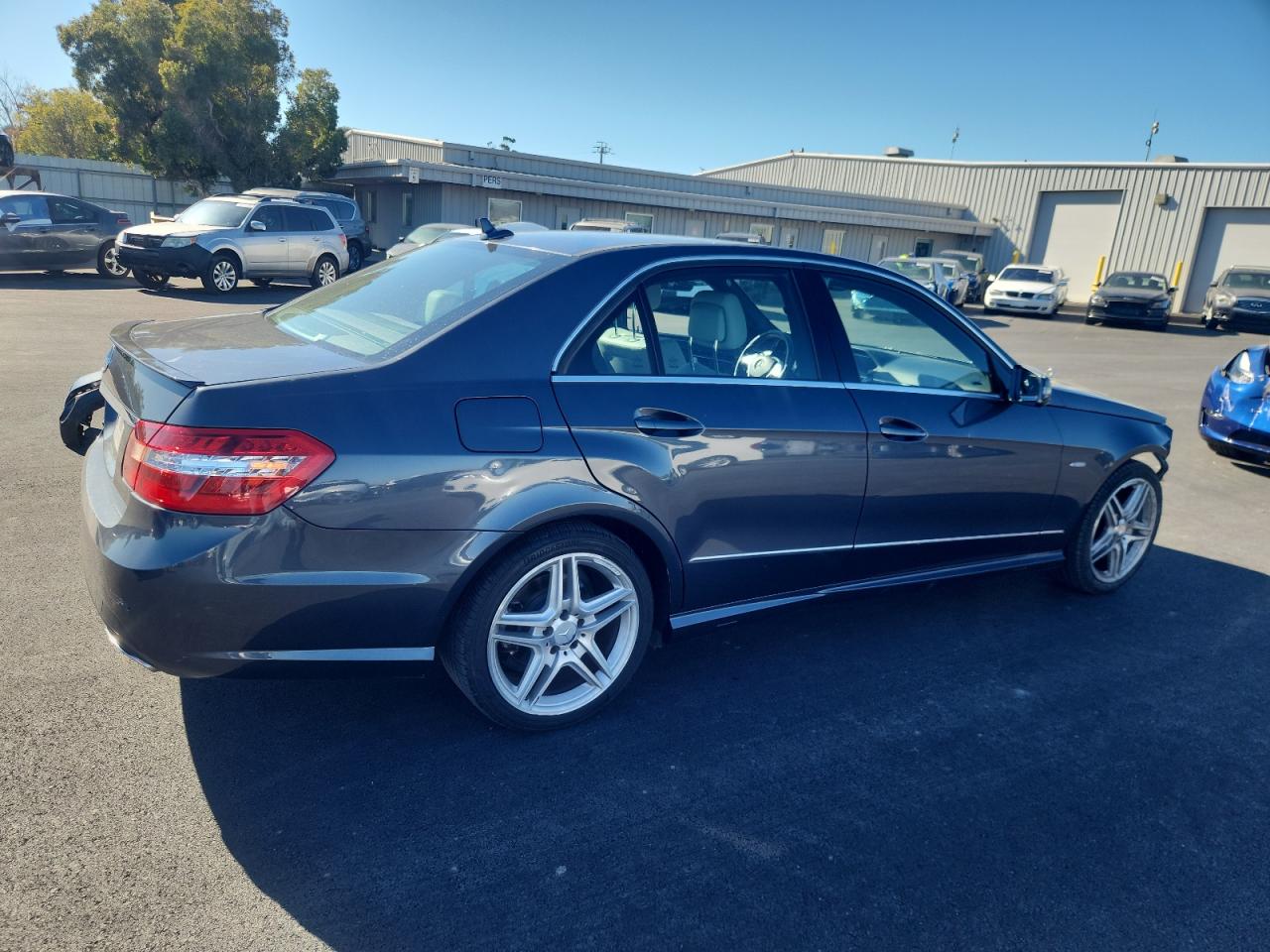 MERCEDES-BENZ E-CLASS 350