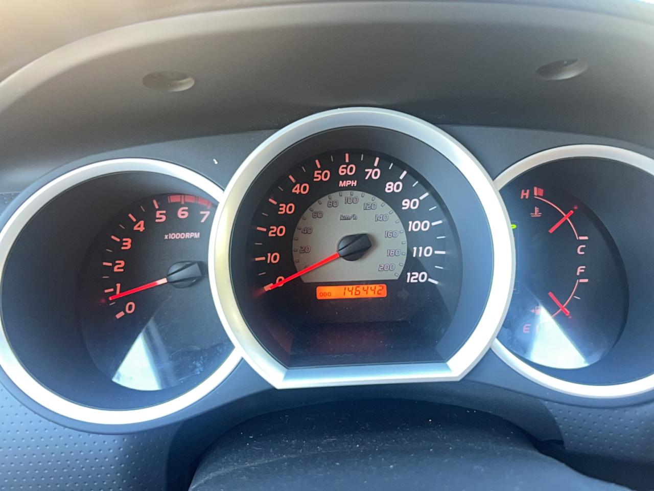 TOYOTA TACOMA DOUBLE CAB PRERUNNER