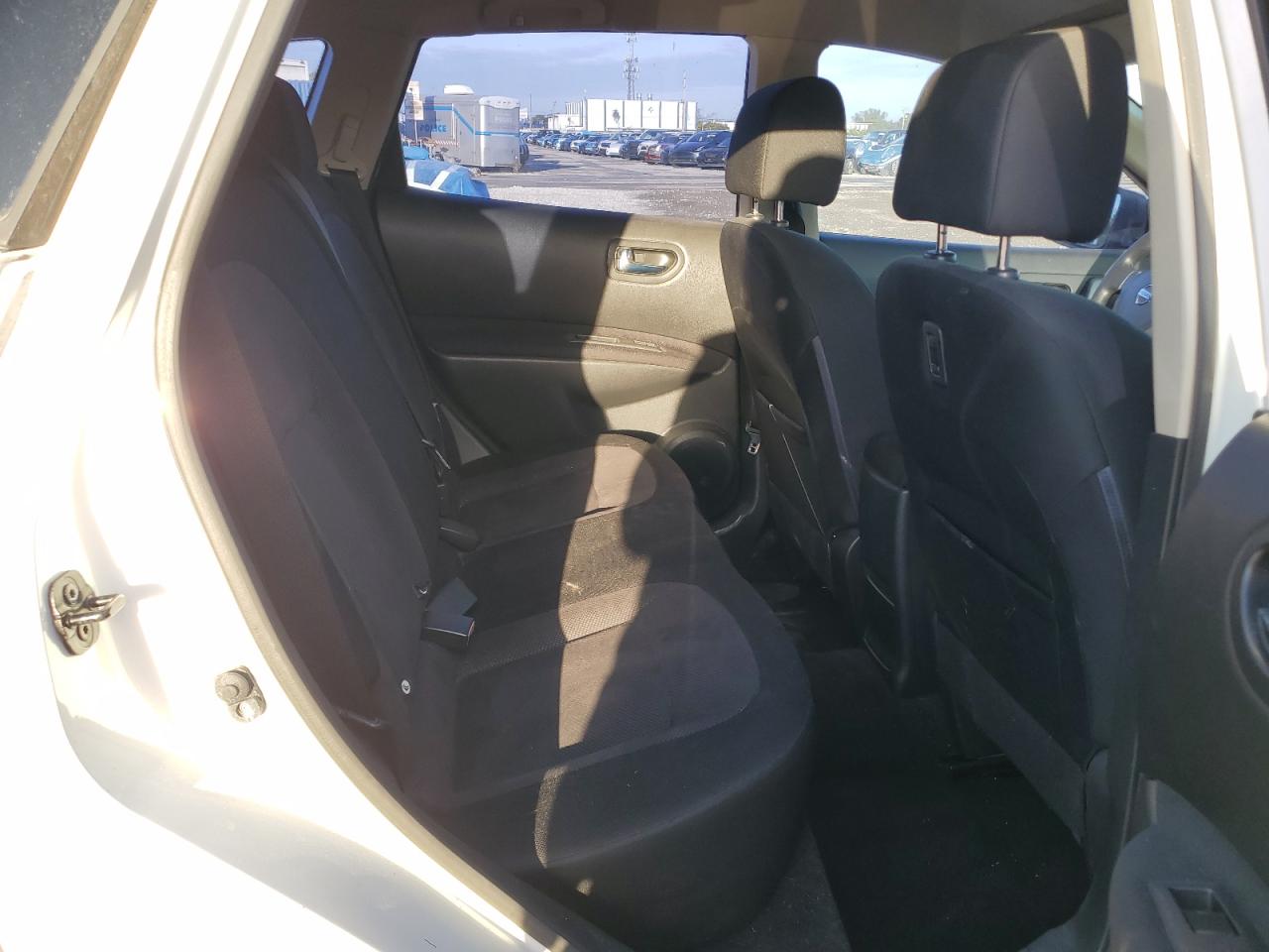 Lot #3310324967 2012 NISSAN ROGUE S