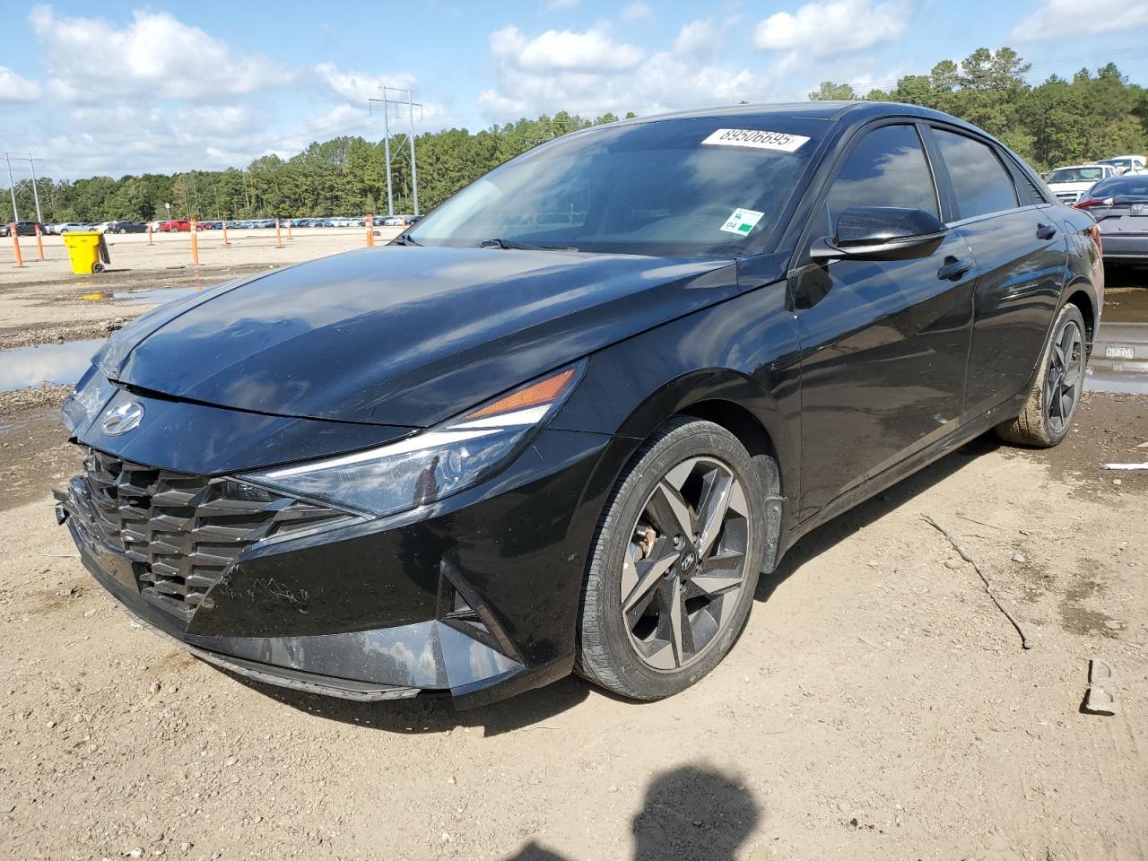 HYUNDAI ELANTRA LIMITED