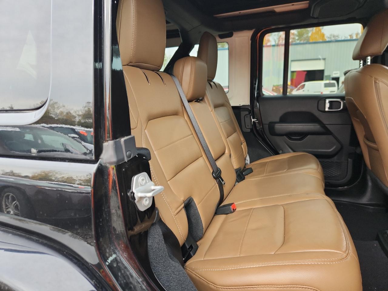 JEEP WRANGLER SAHARA