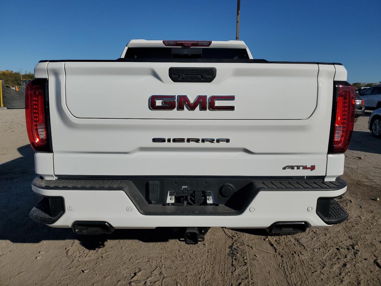 GMC SIERRA K1500 AT4