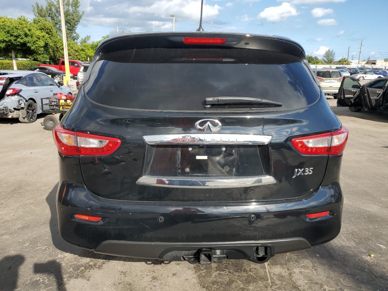 INFINITI JX35