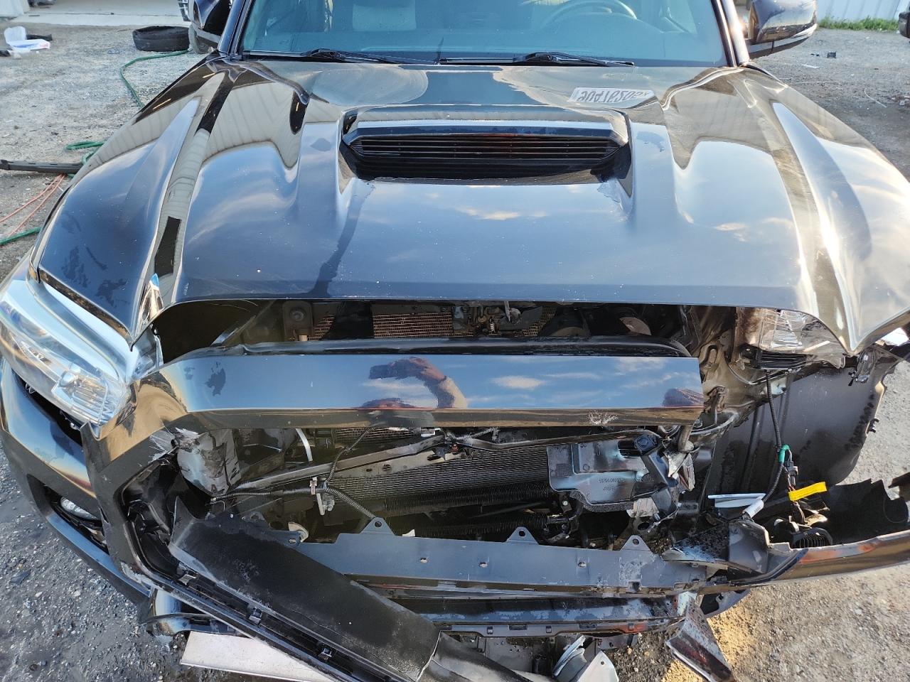 TOYOTA TACOMA DOUBLE CAB