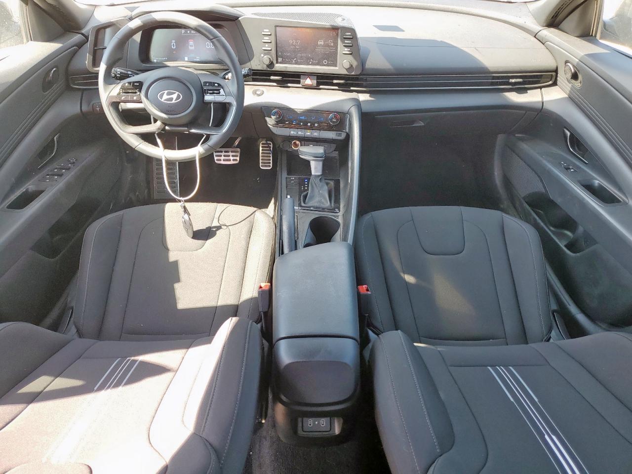 HYUNDAI ELANTRA SEL SPORT