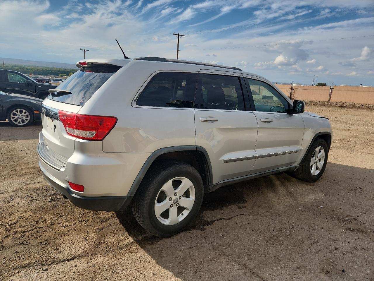 JEEP GRAND CHEROKEE LAREDO