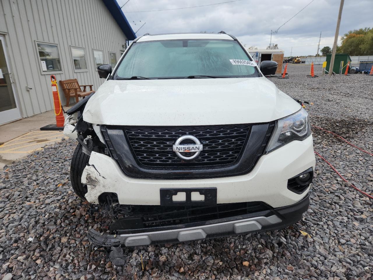 NISSAN PATHFINDER SL