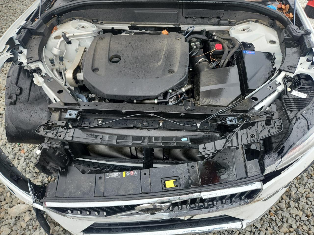 VOLVO XC60 B6 INSCRIPTION