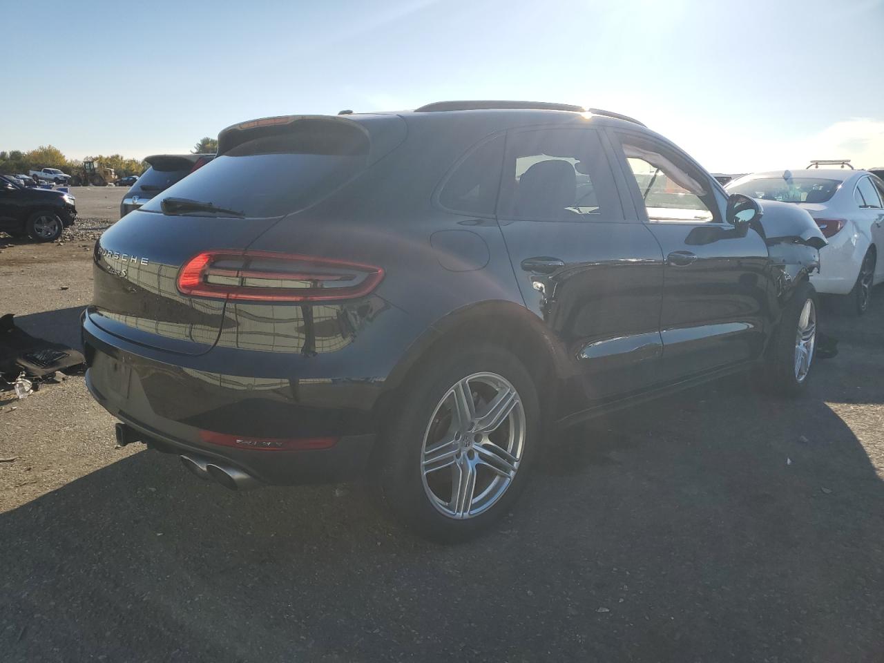 PORSCHE MACAN S