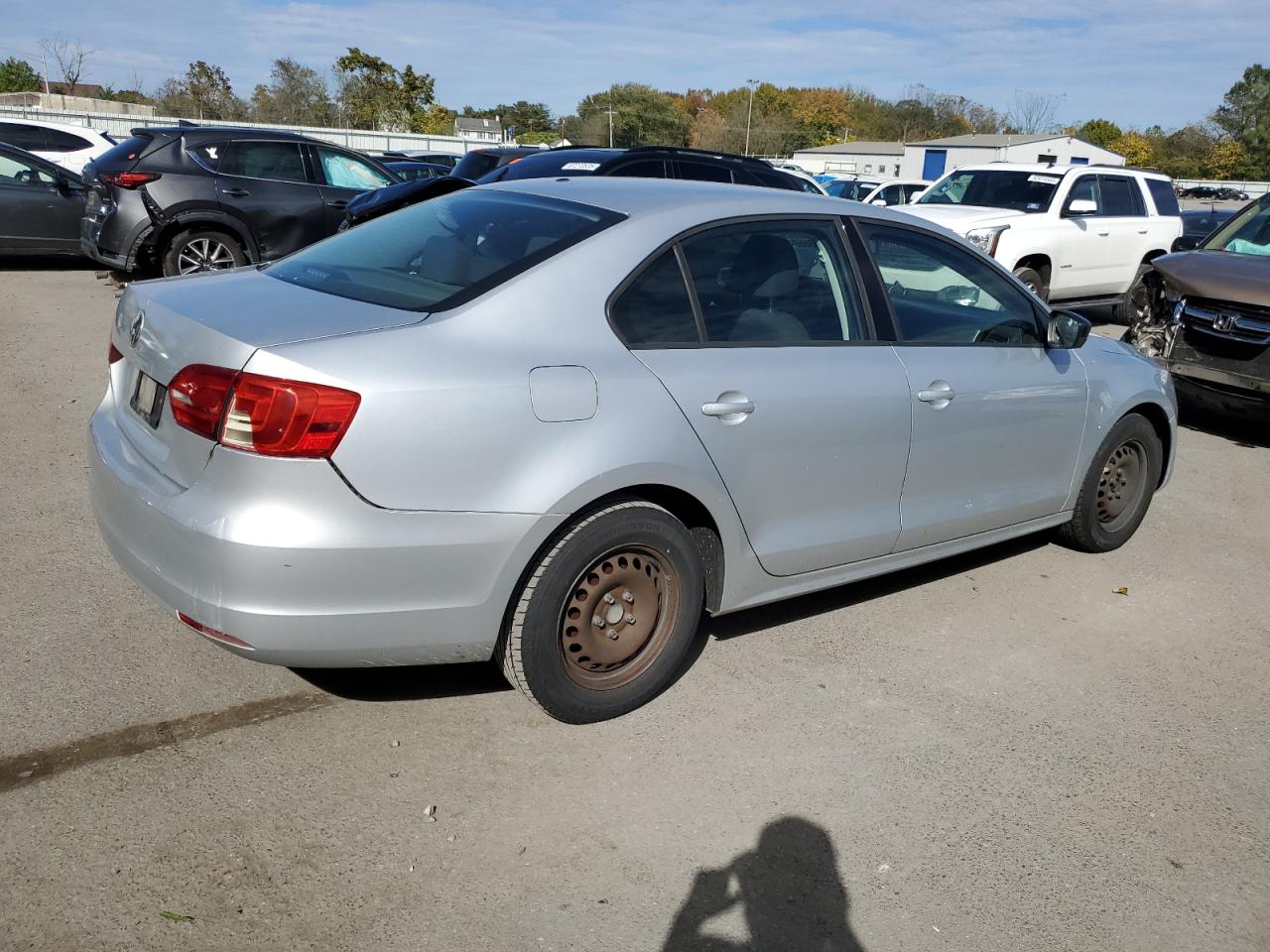 VOLKSWAGEN JETTA BASE