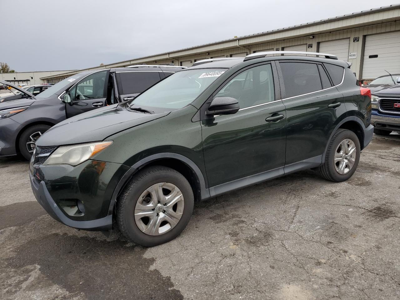 TOYOTA RAV4 LE