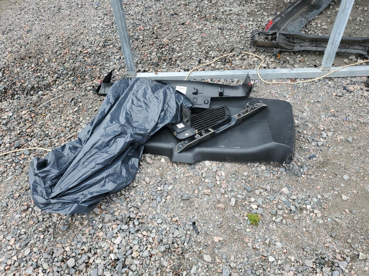 CHEVROLET TAHOE C1500 LT