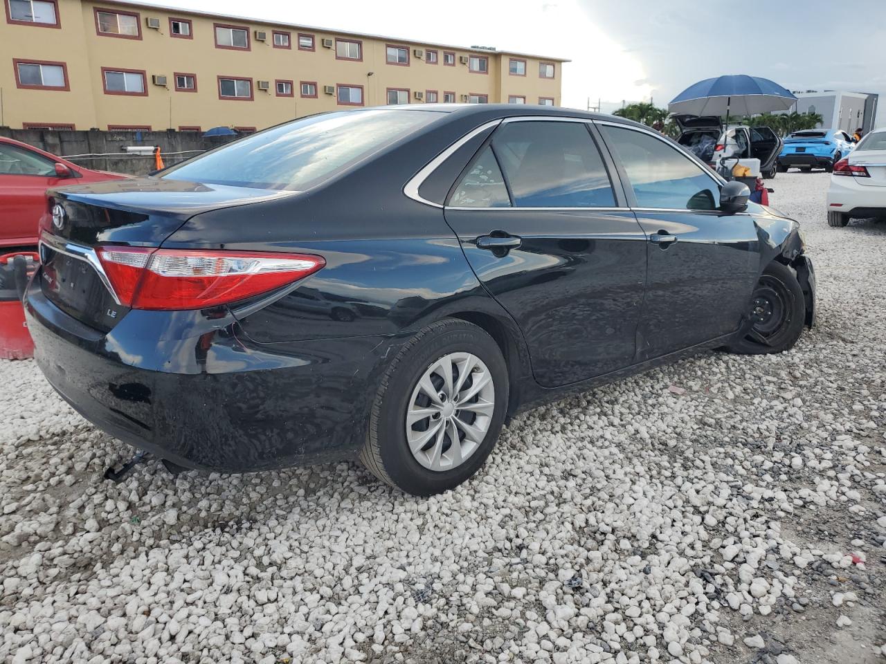 TOYOTA CAMRY LE