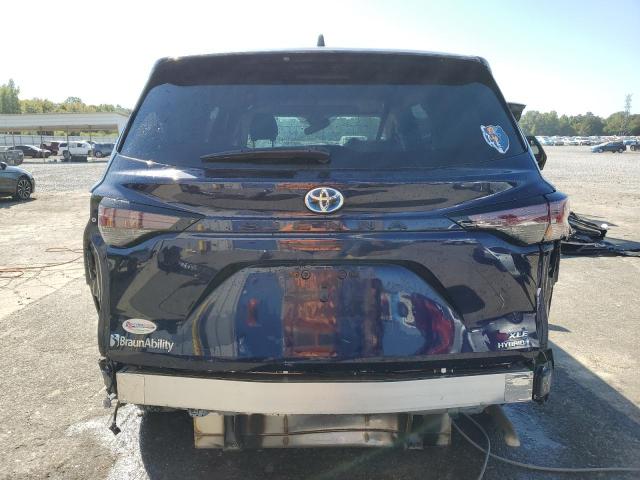 2023 TOYOTA SIENNA XLE - 5TDYRKEC8PS147519