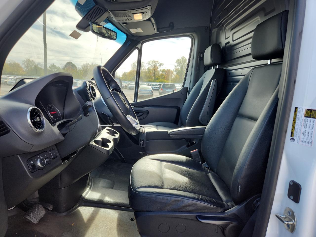 MERCEDES-BENZ SPRINTER 2500