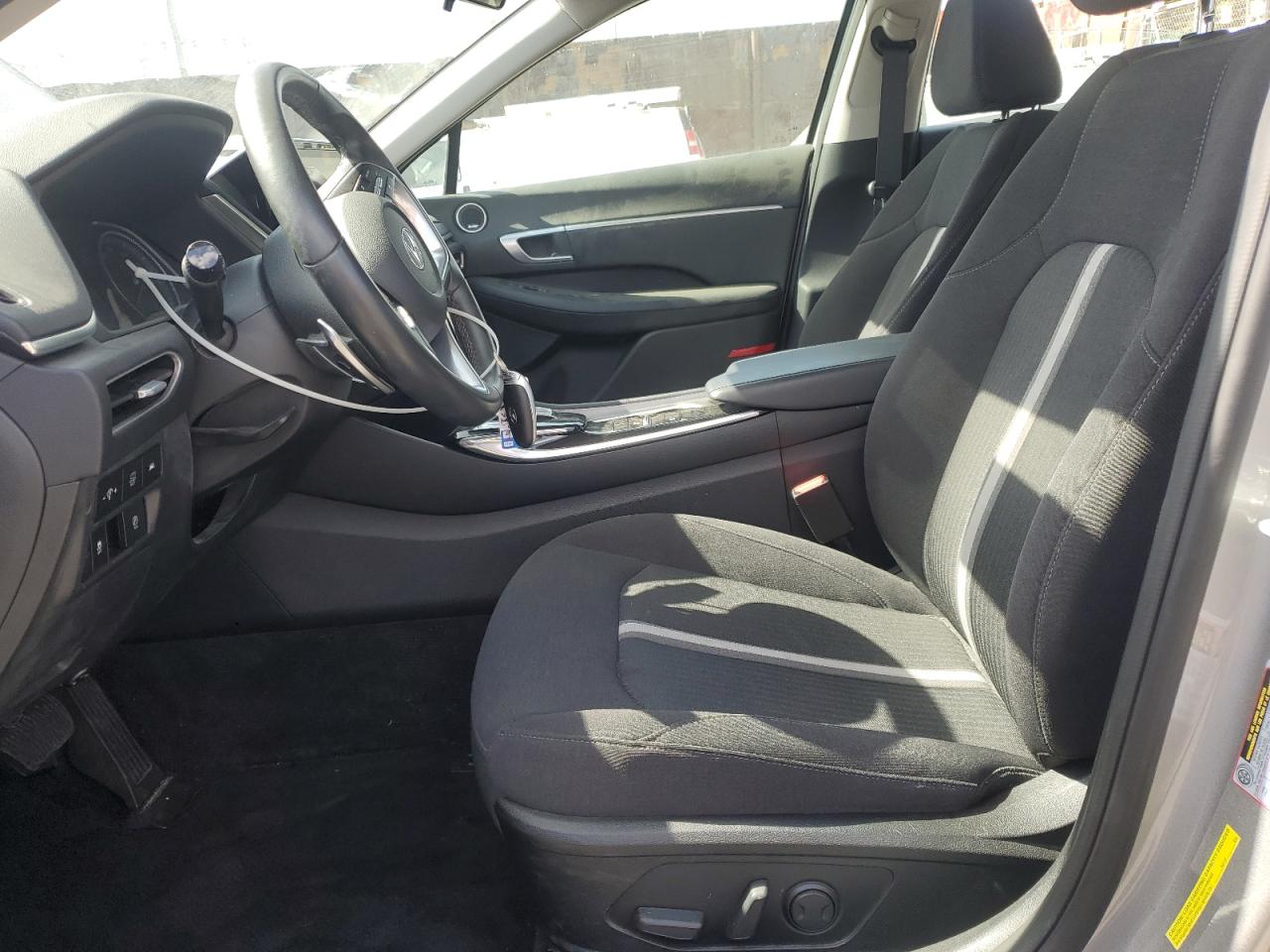 HYUNDAI SONATA HYBRID