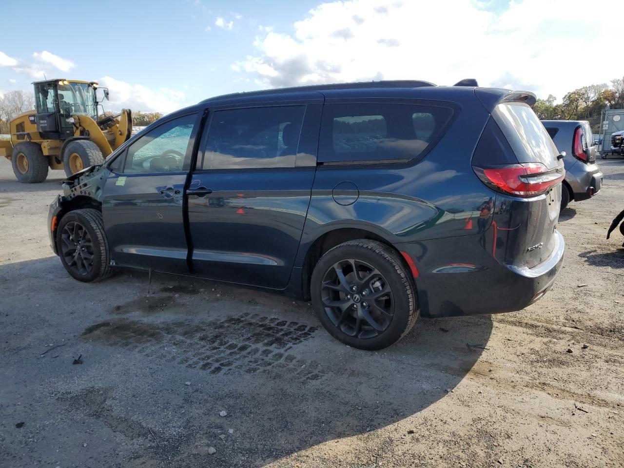 Lot #3309620604 2025 CHRYSLER PACIFICA L