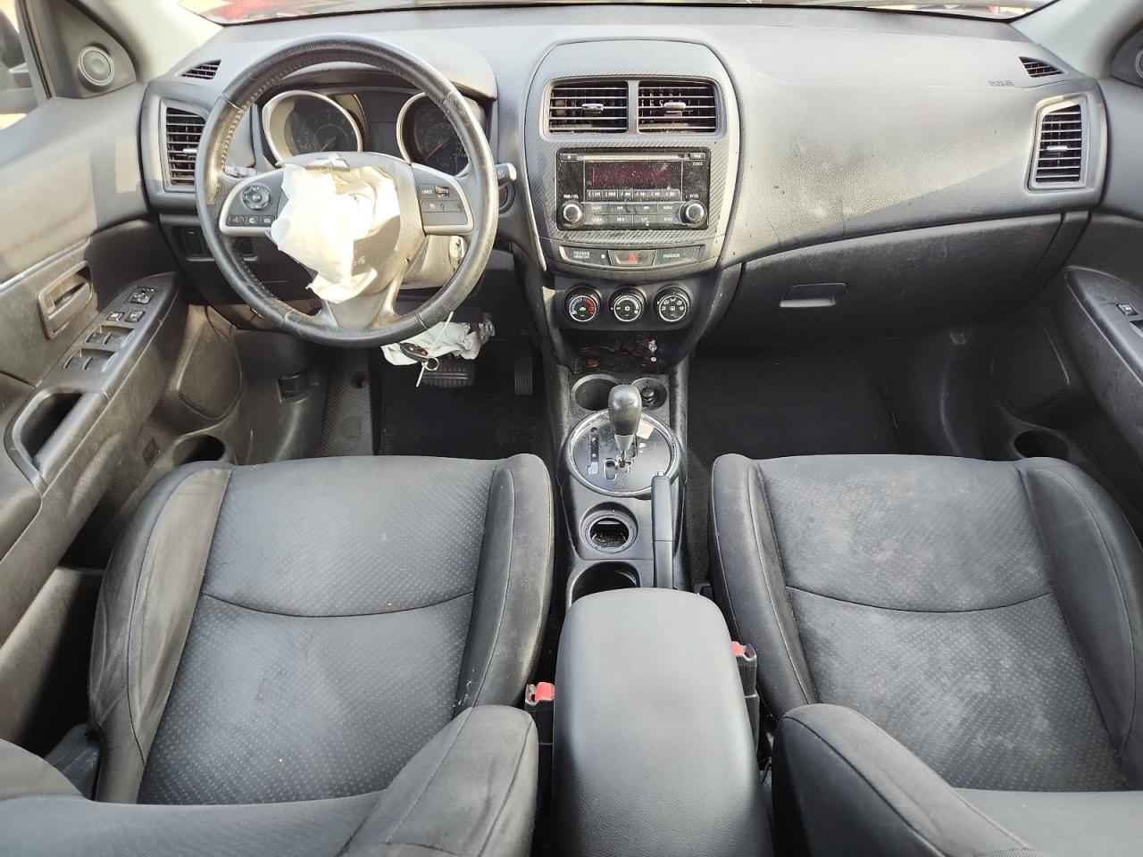 MITSUBISHI OUTLANDER ES