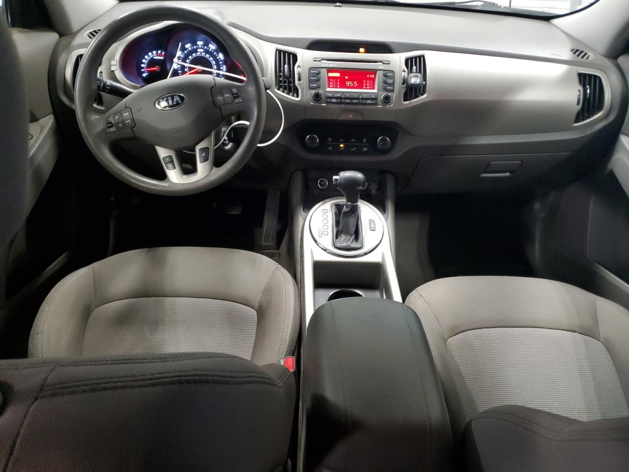 KIA SPORTAGE LX
