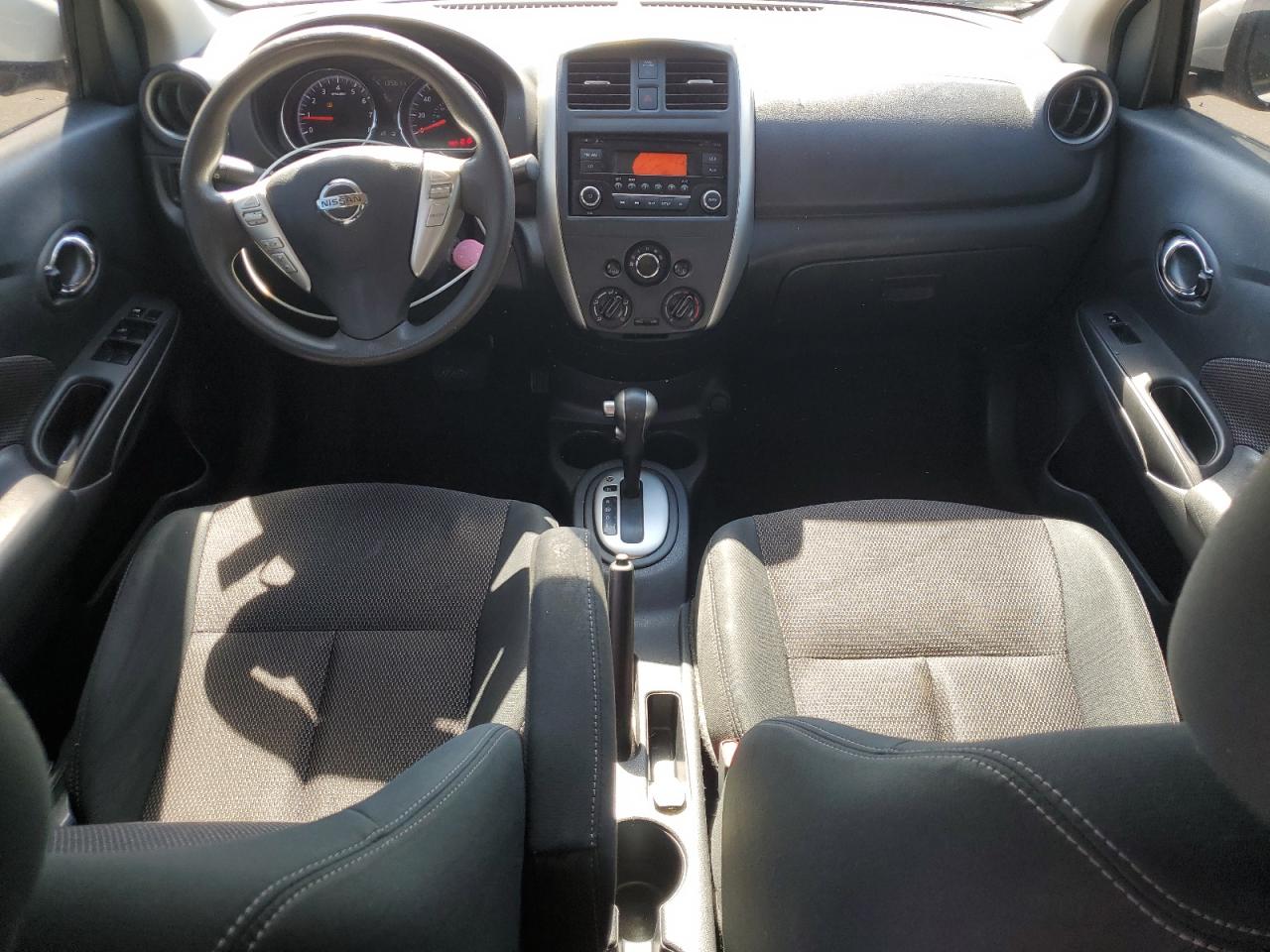 NISSAN VERSA S