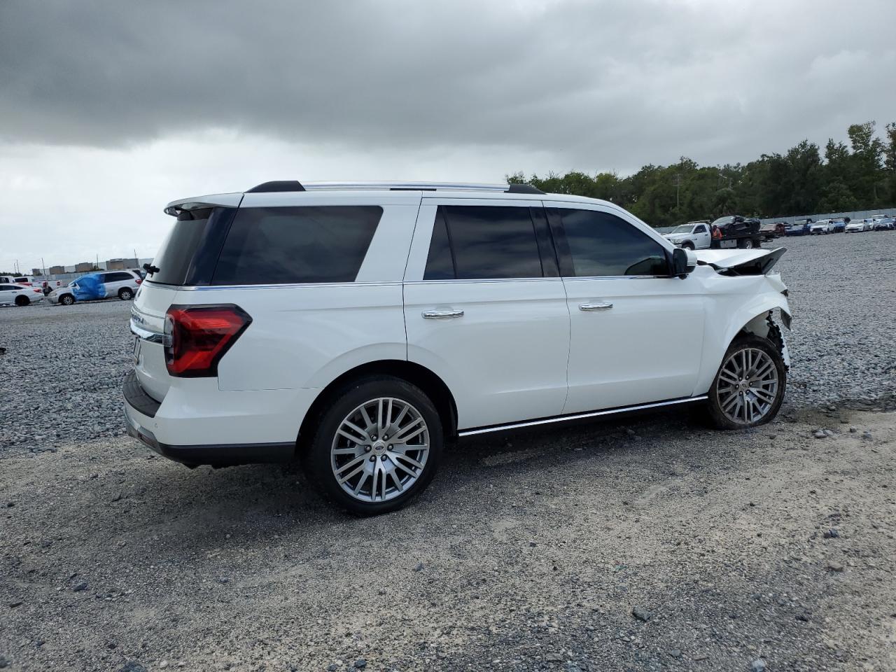 FORD EXPEDITION LIMITED