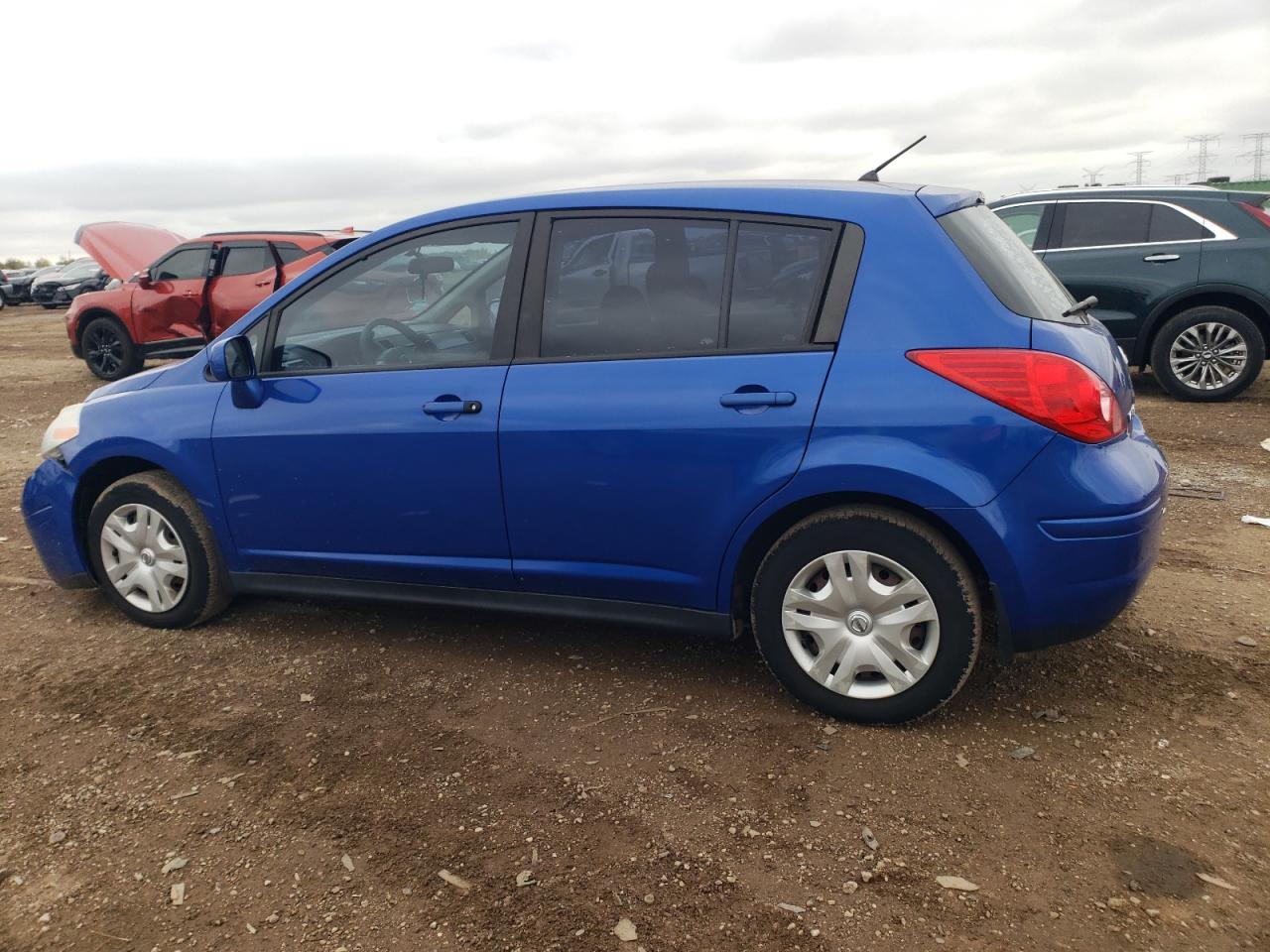 NISSAN VERSA S