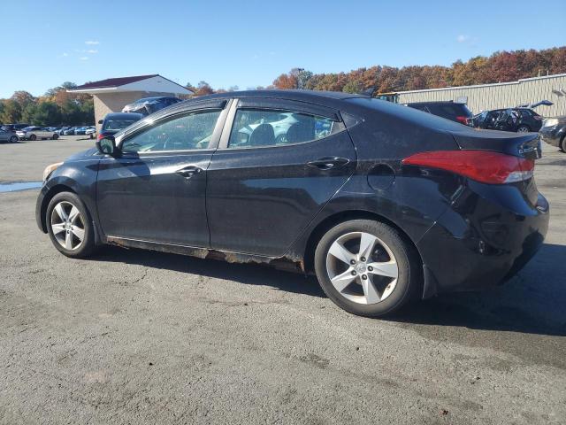 2013 HYUNDAI ELANTRA GL - KMHDH4AE2DU511876