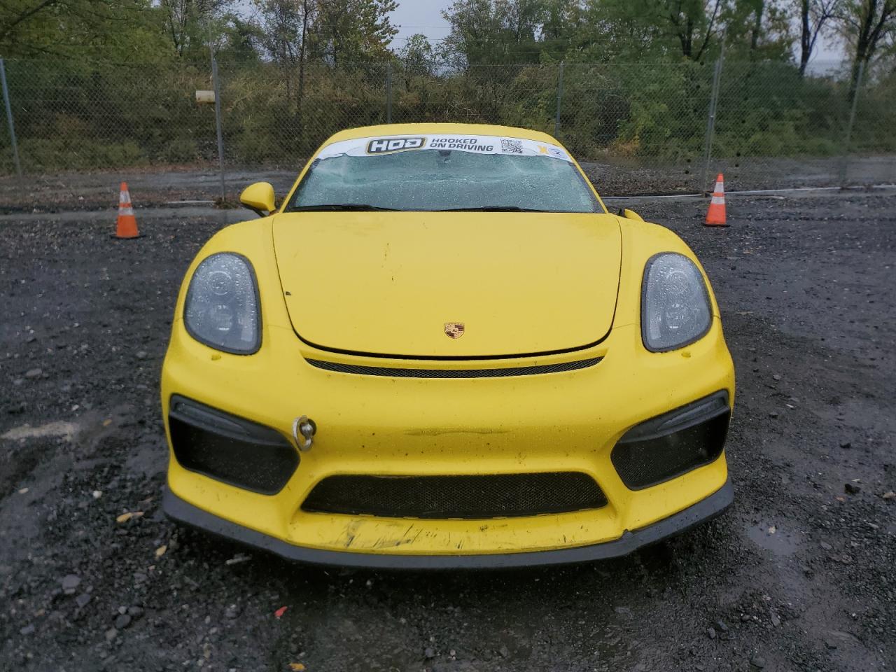 PORSCHE CAYMAN GT4