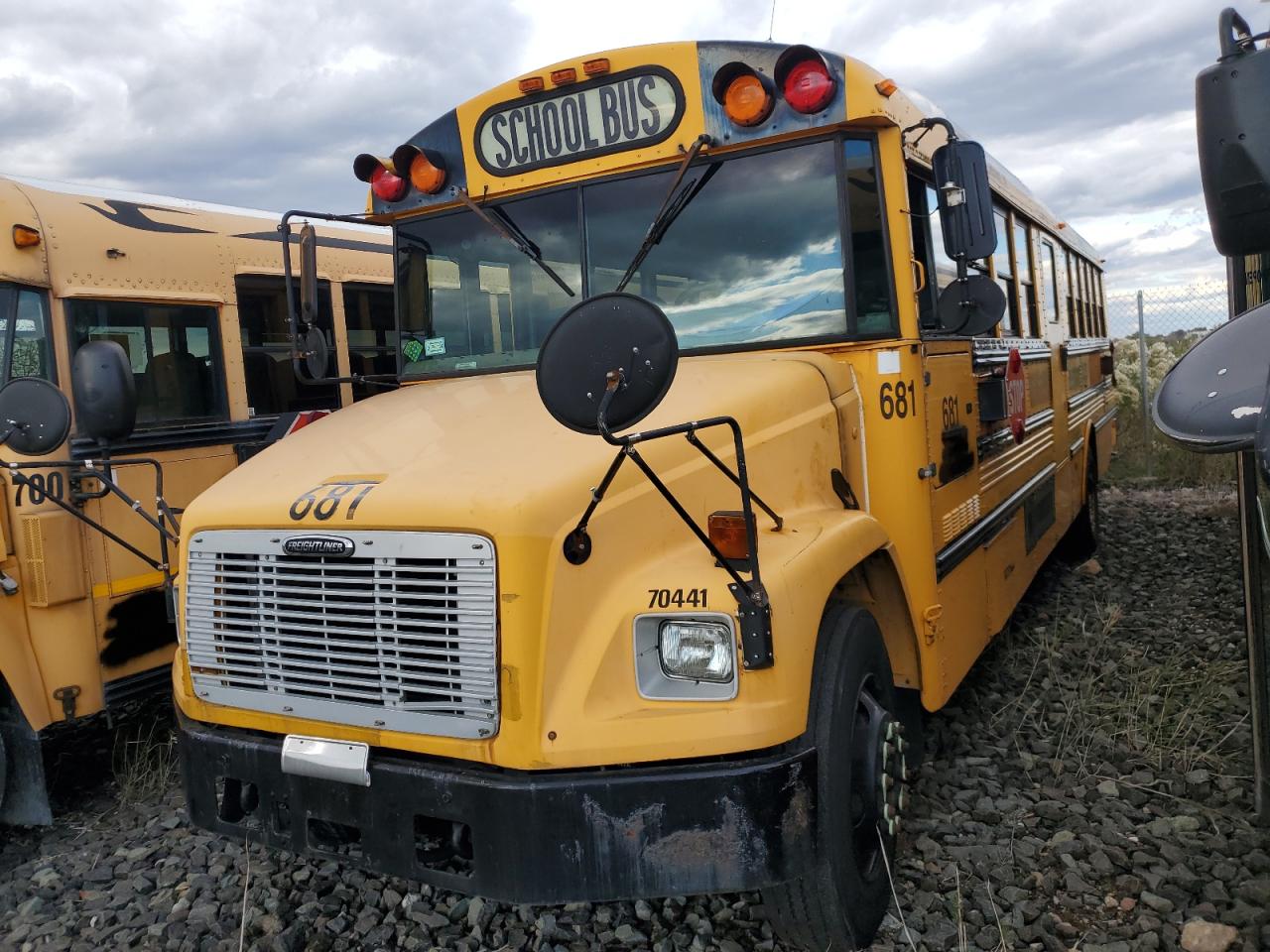 Lot #3276362787 2006 FREIGHTLINER SAF-T-LINER C2