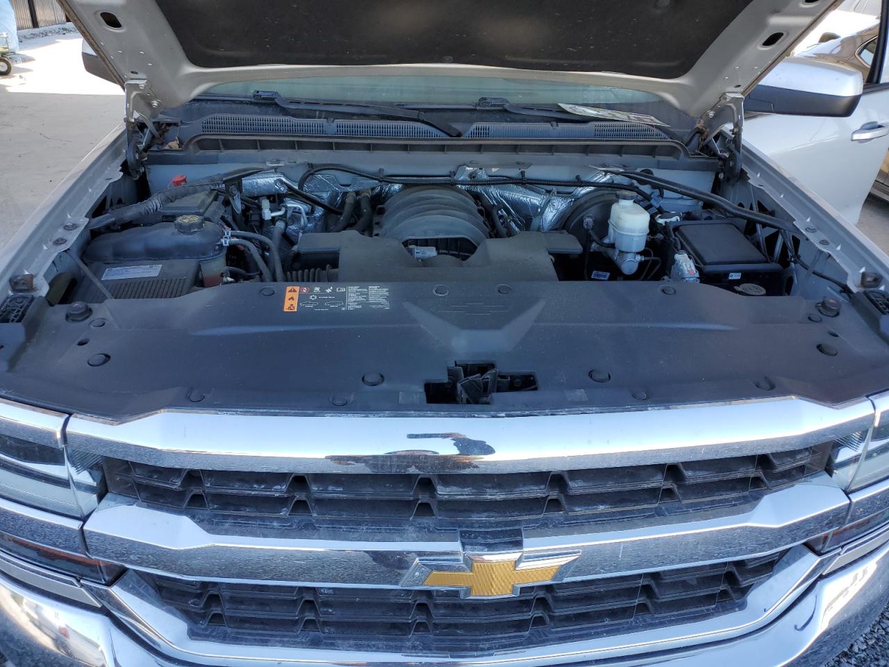 CHEVROLET SILVERADO C1500 LT