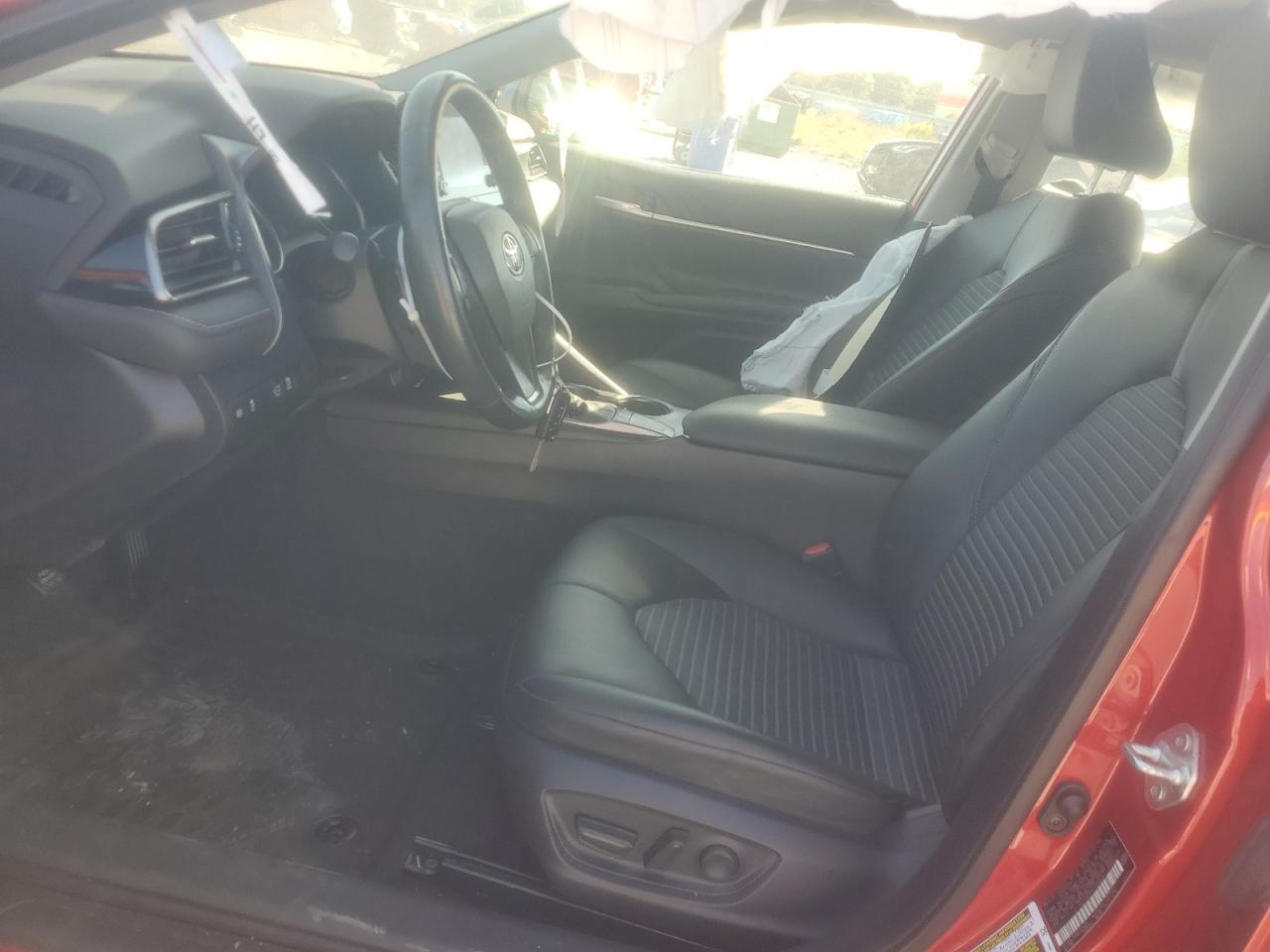 TOYOTA CAMRY SE NIGHT SHADE