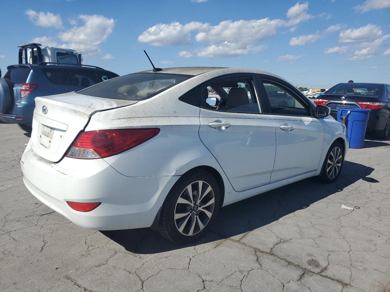 HYUNDAI ACCENT SE