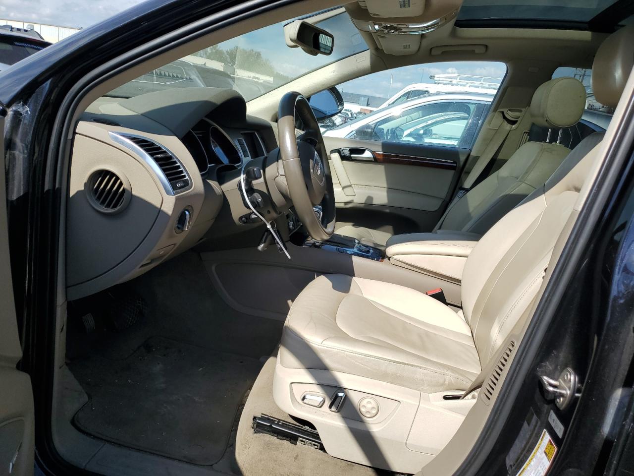 AUDI Q7 PREMIUM PLUS