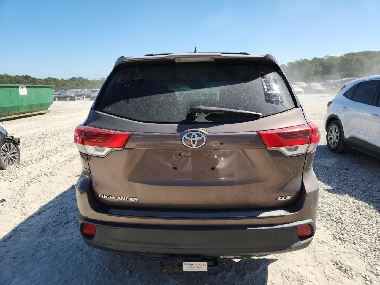 TOYOTA HIGHLANDER SE