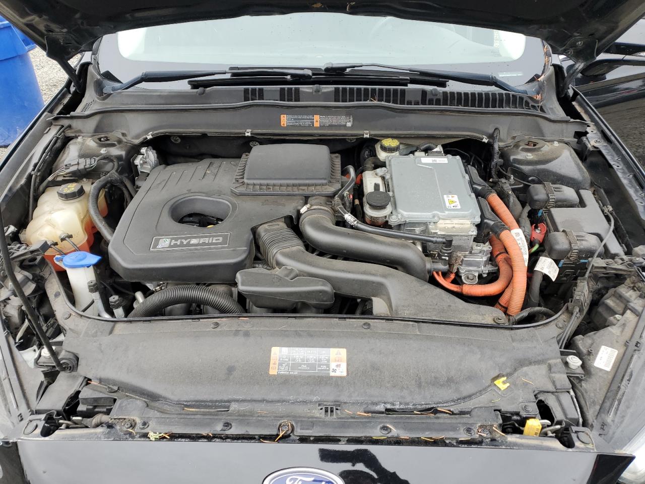 FORD FUSION SE HYBRID