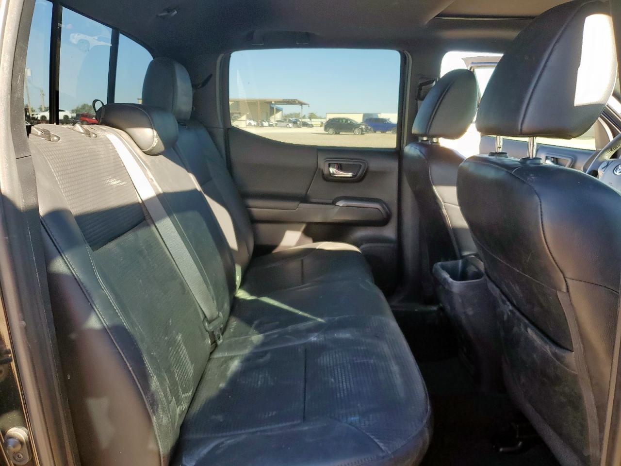 TOYOTA TACOMA DOUBLE CAB