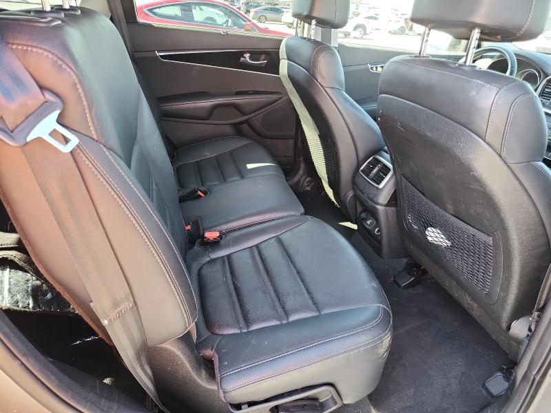 2017 KIA SORENTO EX - 5XYPH4A56HG306697