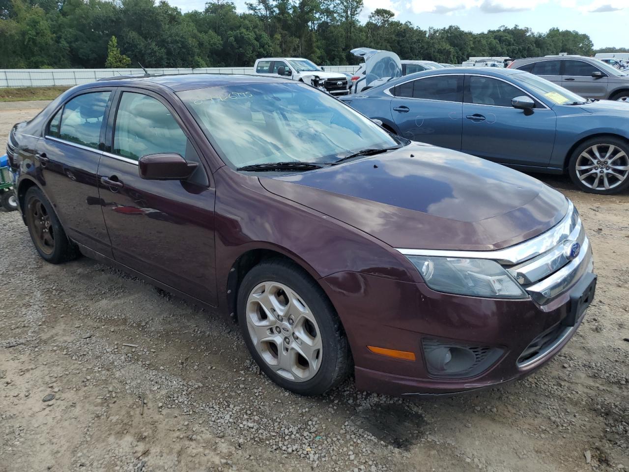 FORD FUSION SE