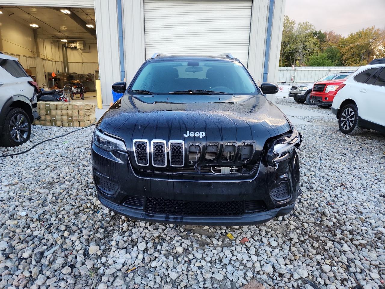 JEEP GRAND CHEROKEE LATITUDE