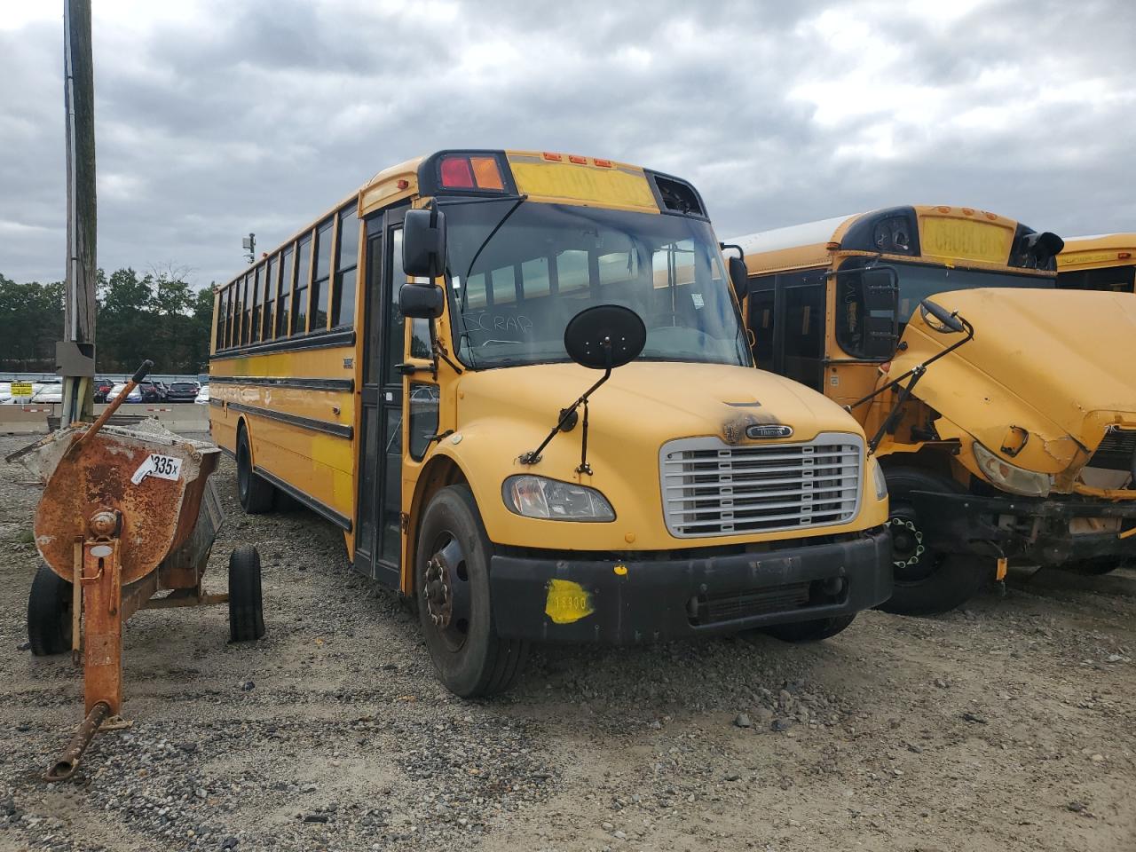 Lot #3273768367 2011 FREIGHTLINER SAF-T-LINER C2