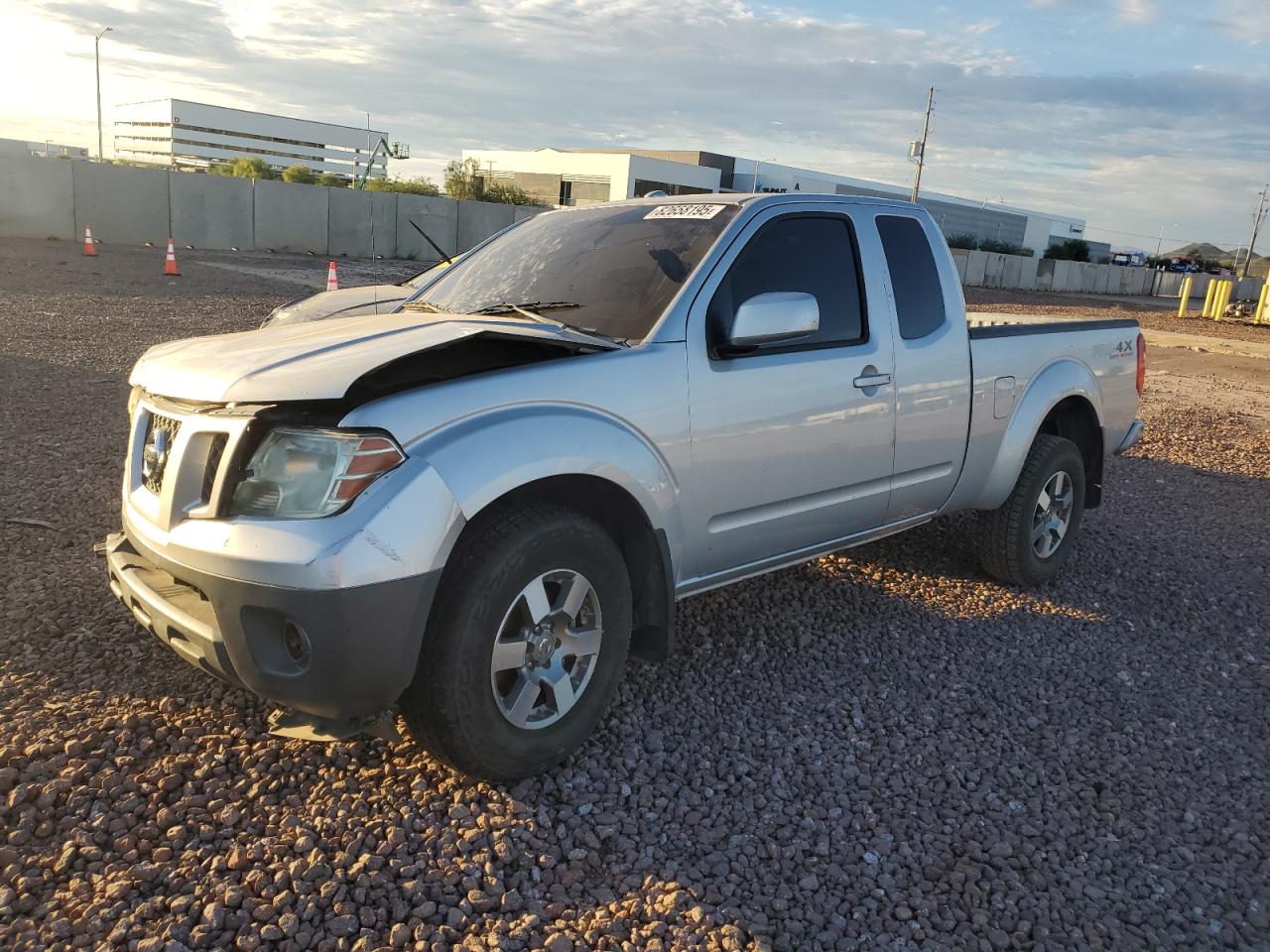 NISSAN FRONTIER SV