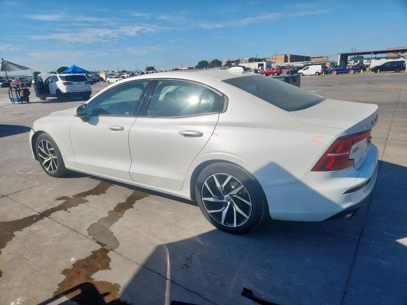 2019 VOLVO S60 T5 MOMENTUM 7JR102FK5KG016375