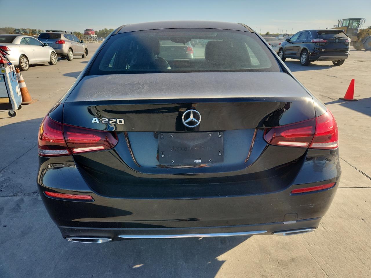 MERCEDES-BENZ A-CLASS 220