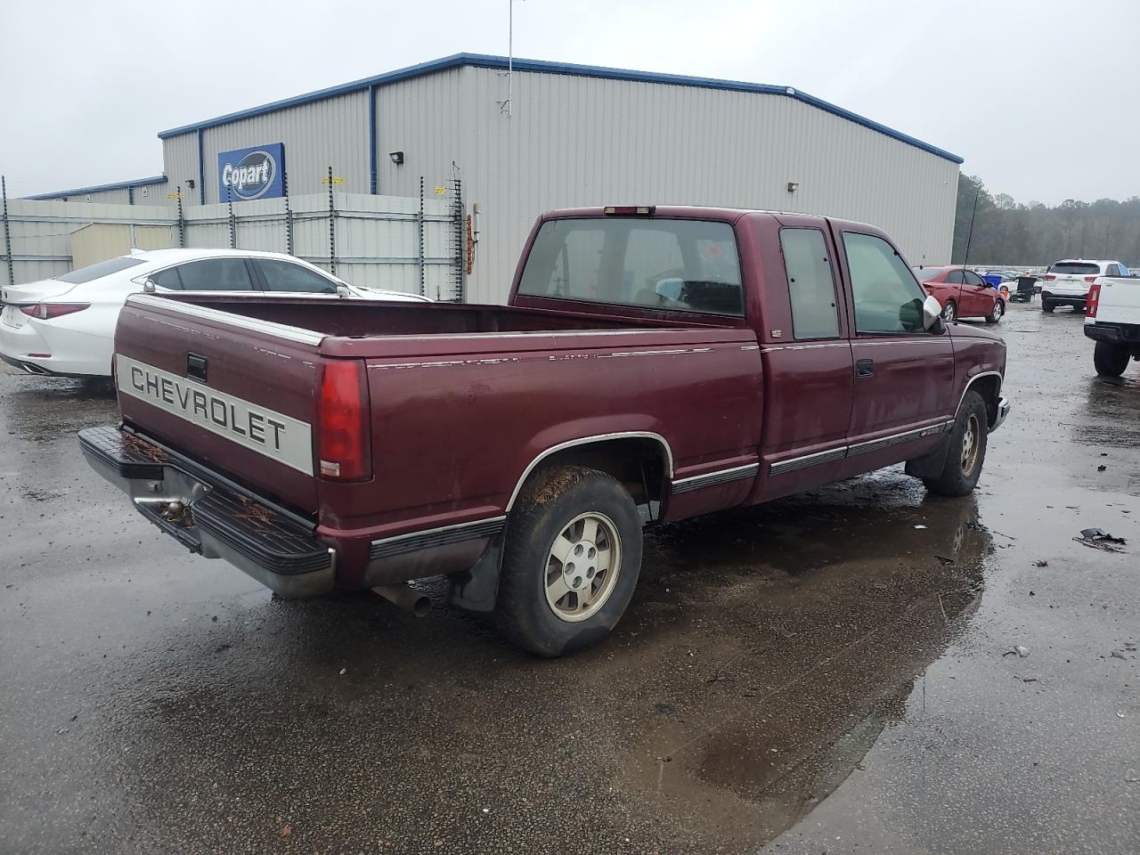 Lot #3264510427 1994 CHEVROLET GMT-400 C1