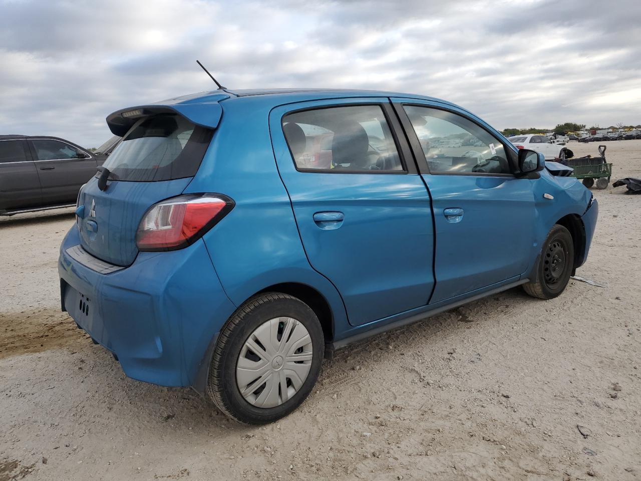MITSUBISHI MIRAGE ES