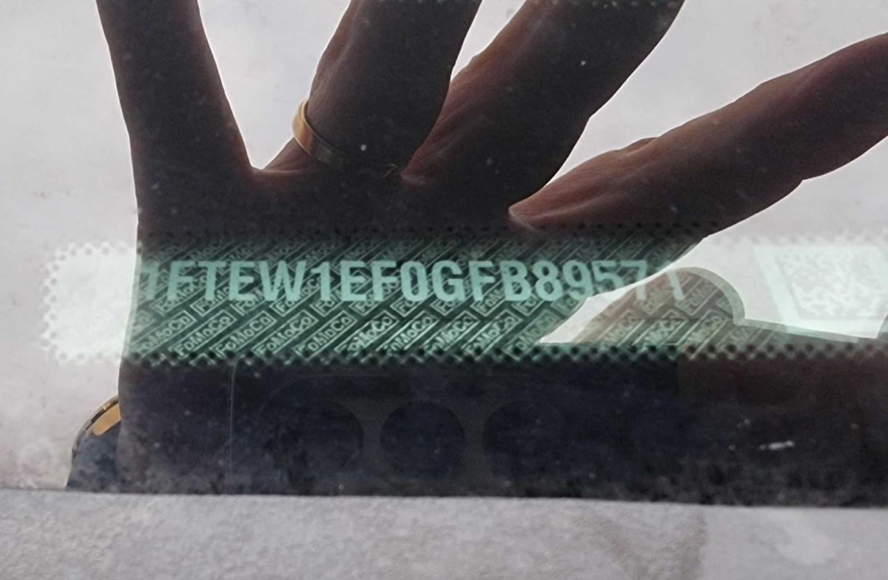 FORD F-150 SUPERCREW