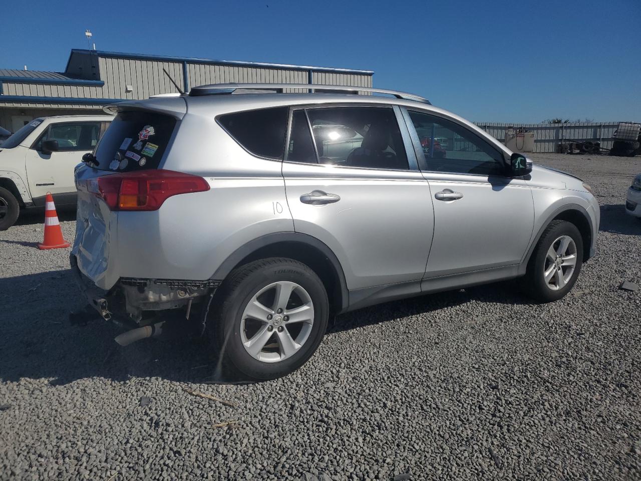 TOYOTA RAV4 XLE