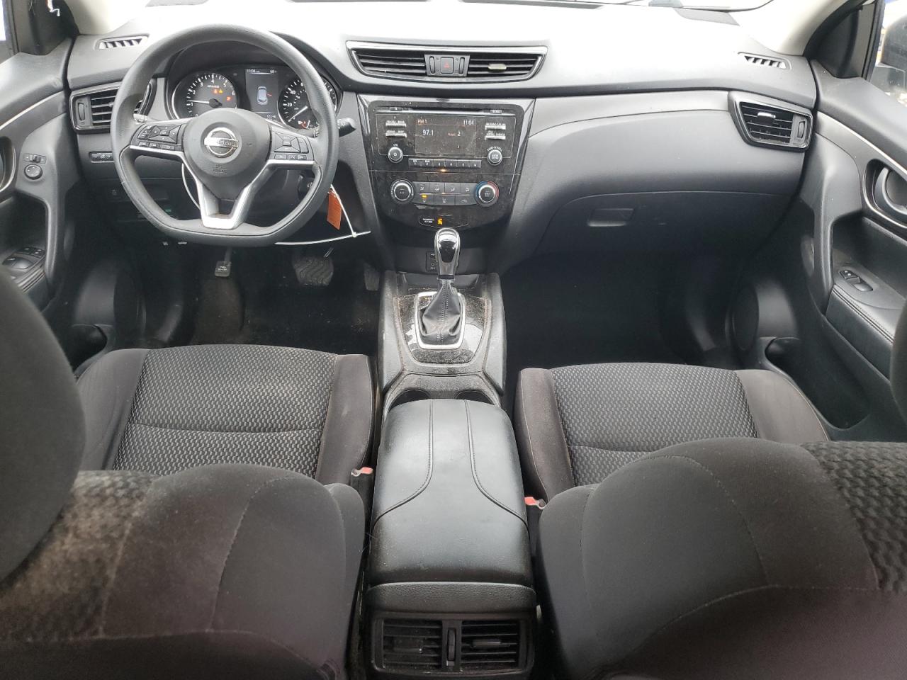 NISSAN ROGUE SPORT S
