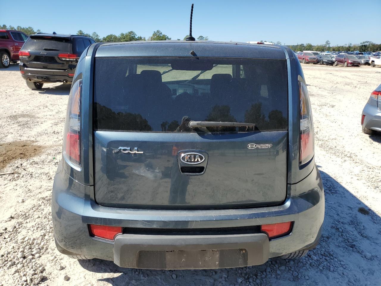 KIA SOUL +